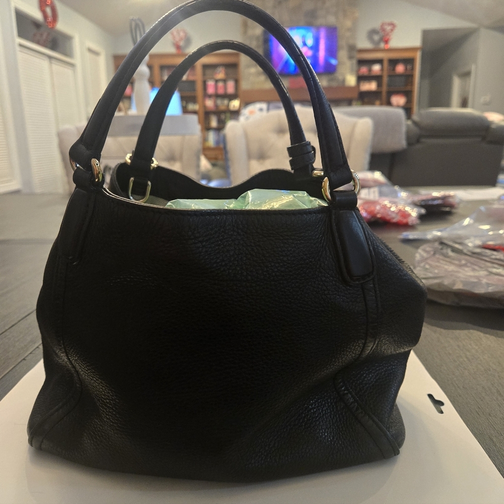 GUCCI black leather Soho with tassel Authentic 10x9x5 inches - Picture 16 of 16